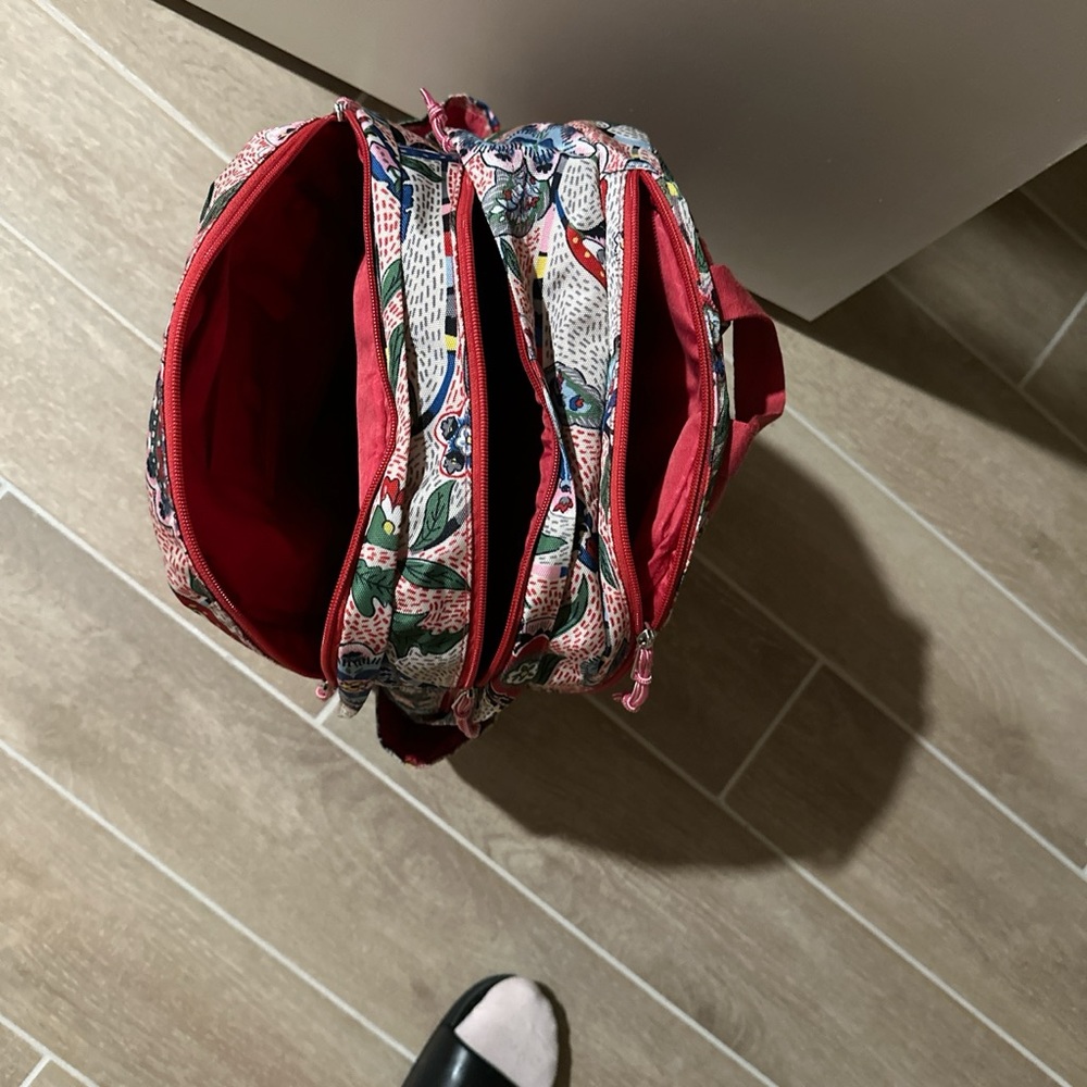 Backpack - Picture 4 of 4